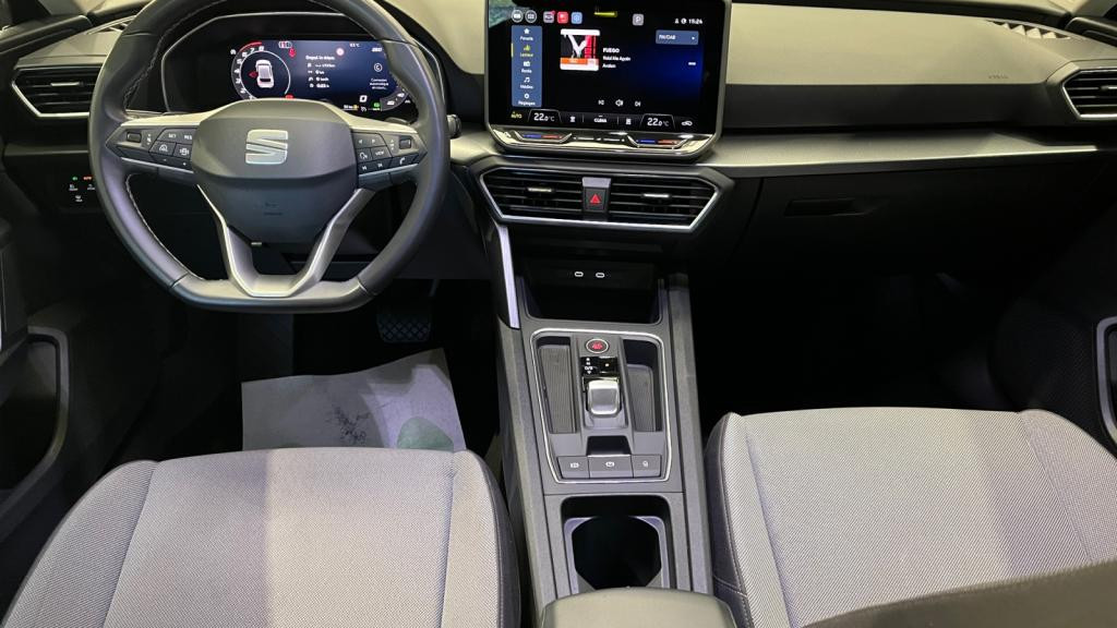 Nouvelle SEAT LEON 1.5 eTSI - 115 - DSG 7 BERLINE Style 