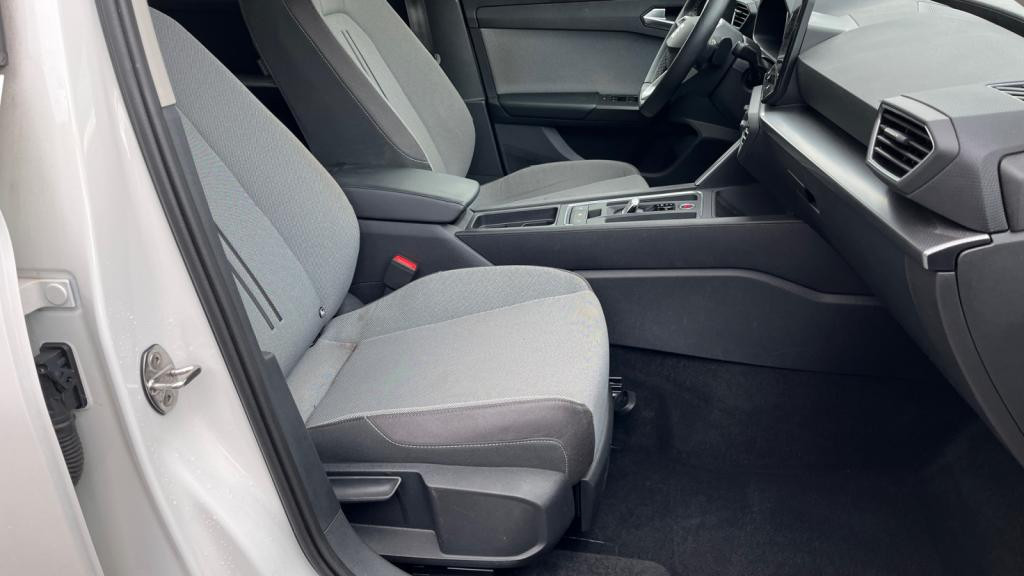 SEAT Leon Sportstourer 2.0 16V TDI - 150 - DSG 7 SPORTSTOURER BREAK Business 