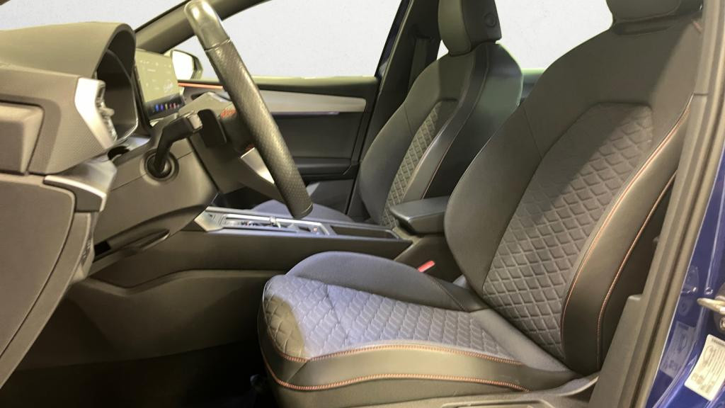 SEAT LEON 1.4 e-HYBRID - 204 - DSG 6  BERLINE FR 