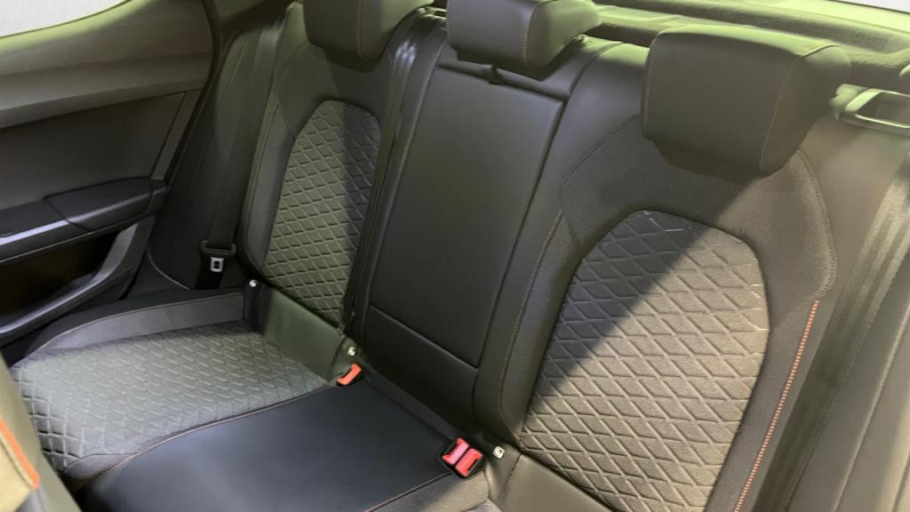 SEAT LEON 1.4 e-HYBRID - 204 - DSG 6  BERLINE FR 