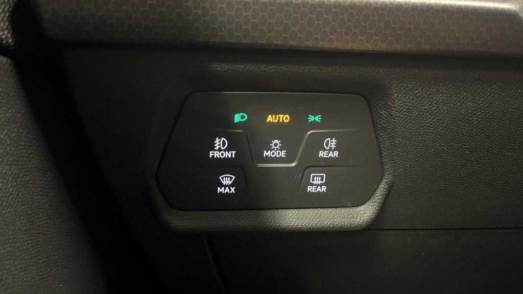 SEAT LEON 2.0 16V TDI - 115  BERLINE Style 