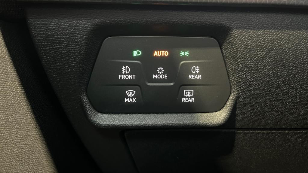 SEAT Leon Sportstourer 1.5 TSI - 130 BVM6  Style Business Sportstourer