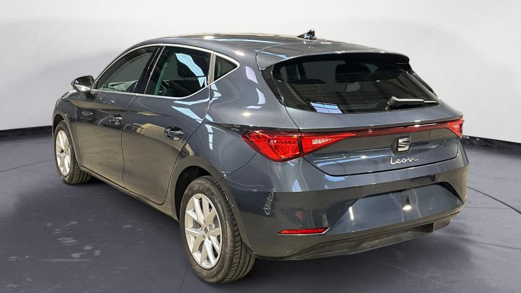 Nouvelle SEAT LEON 1.5 eTSI - 115 - DSG 7 BERLINE Style 