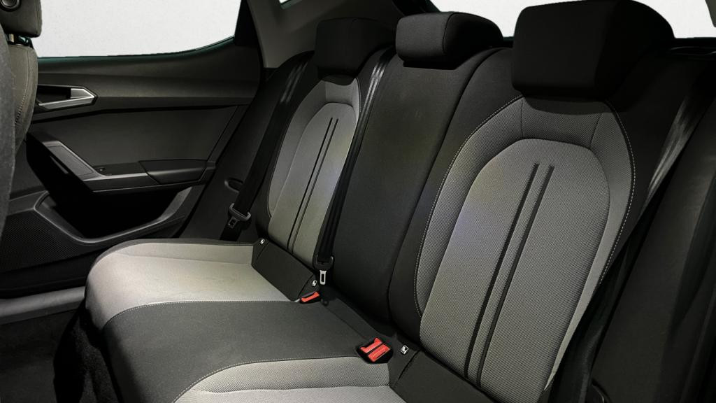 Nouvelle SEAT LEON 1.5 eTSI - 115 - DSG 7 BERLINE Style 