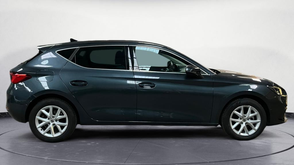 Nouvelle SEAT LEON 1.5 eTSI - 115 - DSG 7 BERLINE Style 