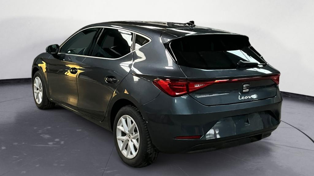 Nouvelle SEAT LEON 1.5 eTSI - 115 - DSG 7 BERLINE Style 