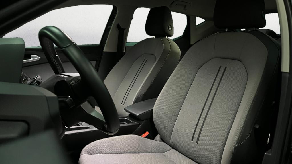 Nouvelle SEAT LEON 1.5 eTSI - 115 - DSG 7 BERLINE Style 