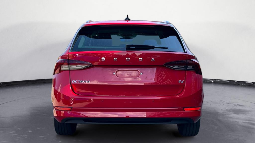 SKODA OCTAVIA COMBI 1.4 TSI PHEV iV- 204 - DSG6e Start & Stop  IV - Style Combi