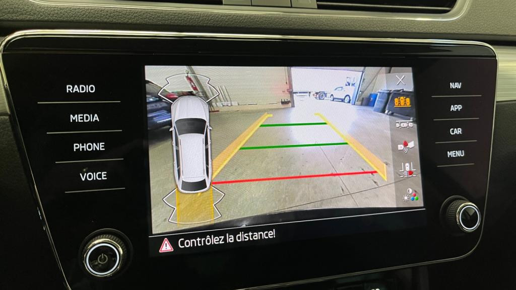 SKODA SUPERB COMBI 2.0 TDI SCR - 150 - DSG7  III Business PHASE 2 Combi