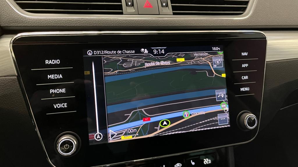 SKODA SUPERB COMBI 2.0 TDI SCR - 150 - DSG7  III Business PHASE 2 Combi