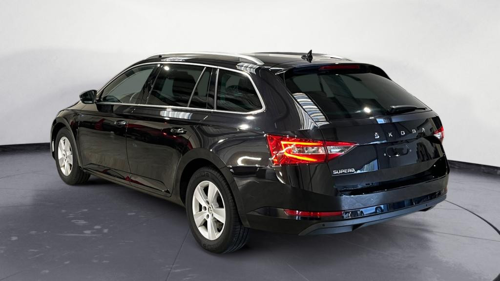 SKODA SUPERB COMBI 2.0 TDI SCR - 150 - DSG7  III Business PHASE 2 Combi
