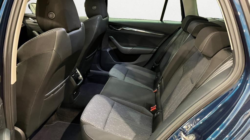 SKODA OCTAVIA COMBI 2.0 TDI - 150 - DSG Start & Stop  IV - Style Combi