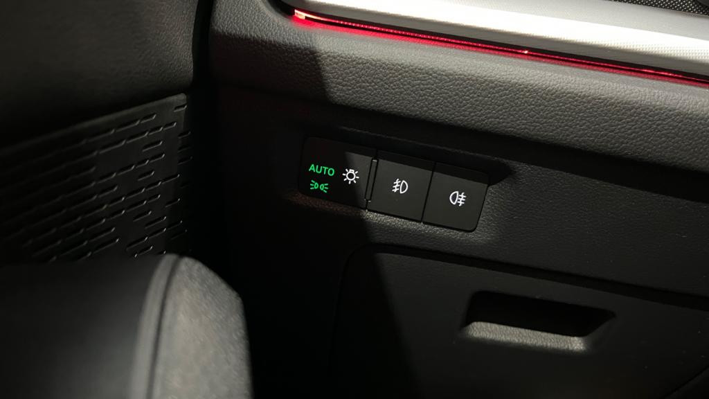 SKODA OCTAVIA COMBI 2.0 TDI - 150 - DSG Start & Stop  IV - Style Combi