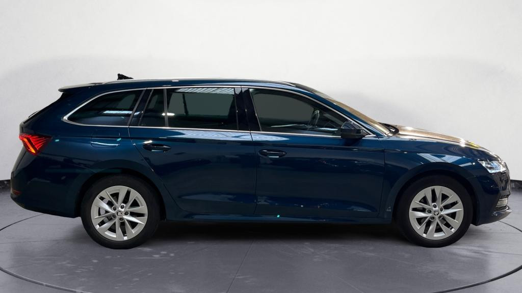 SKODA OCTAVIA COMBI 2.0 TDI - 150 - DSG Start & Stop  IV - Style Combi