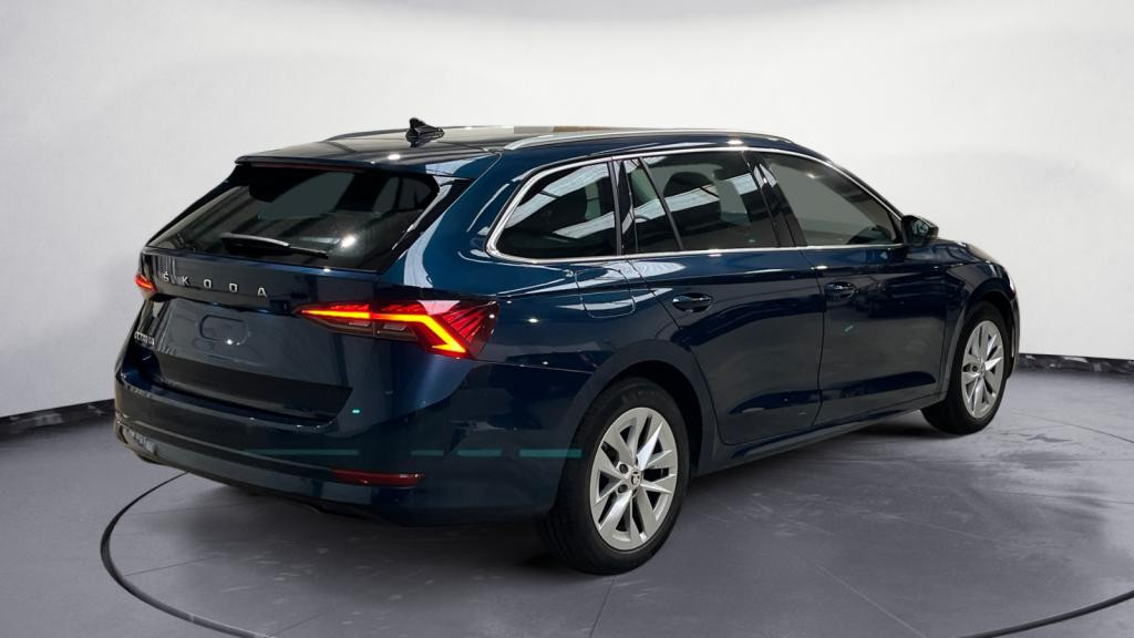 SKODA OCTAVIA COMBI 2.0 TDI - 150 - DSG Start & Stop  IV - Style Combi