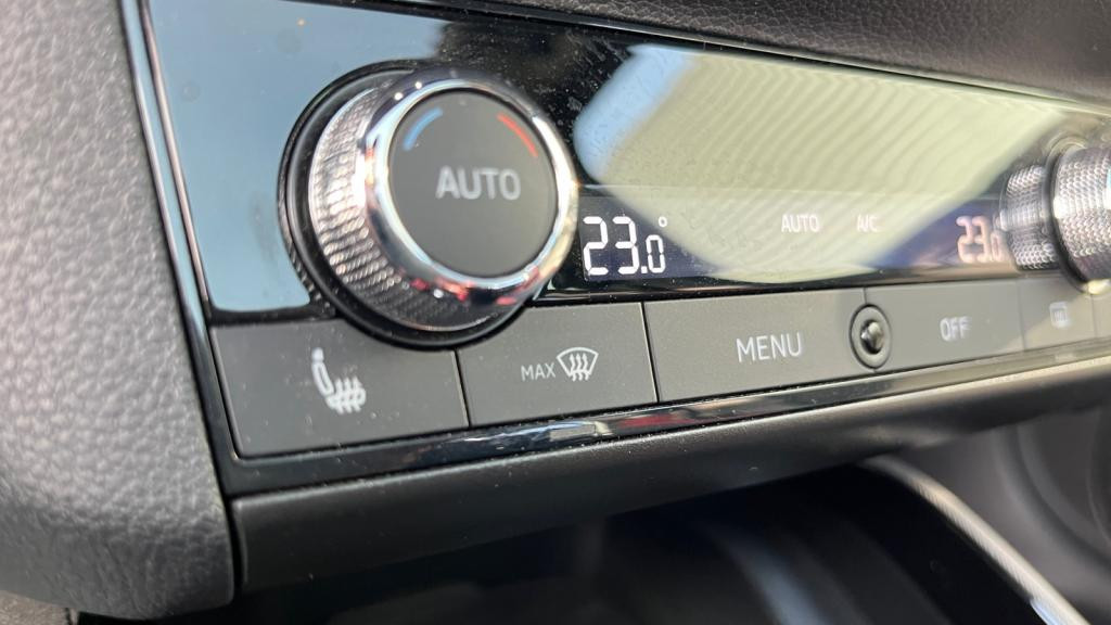 SKODA KAMIQ 1.5 TSI ACT - 150 - DSG7  Monte-Carlo 