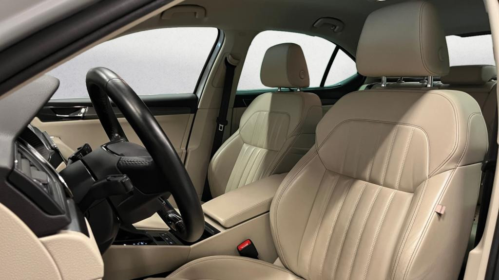 SKODA SUPERB 1.4 TSI PHEV - 218 - DSG  III BERLINE Style PHASE 2