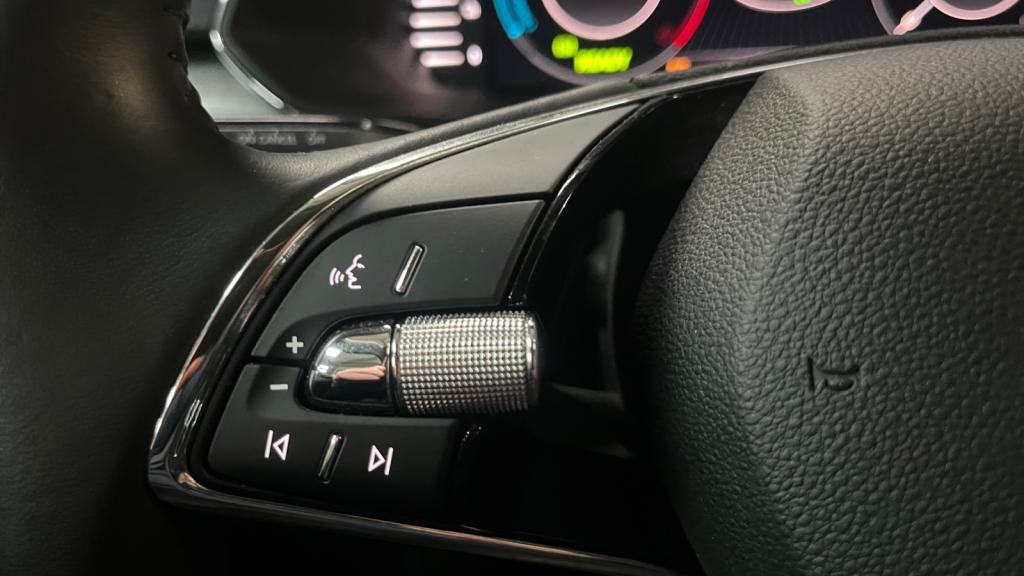 SKODA SUPERB 1.4 TSI PHEV - 218 - DSG  III Business PHASE 2 Combi