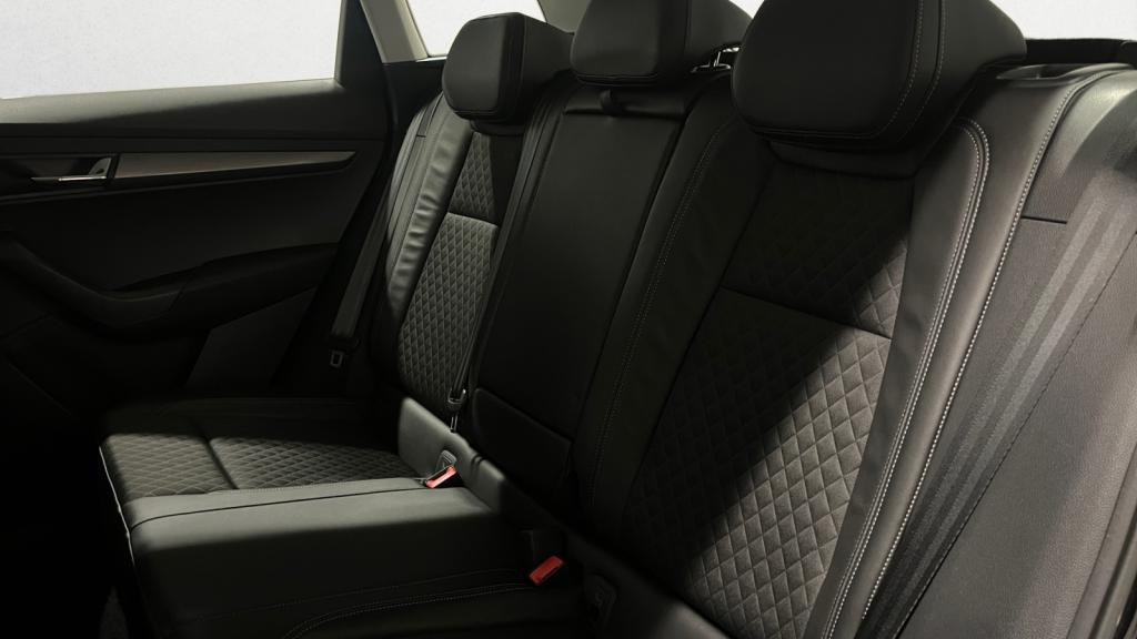 SKODA KAROQ 1.5 TSI ACT - 150  Clever