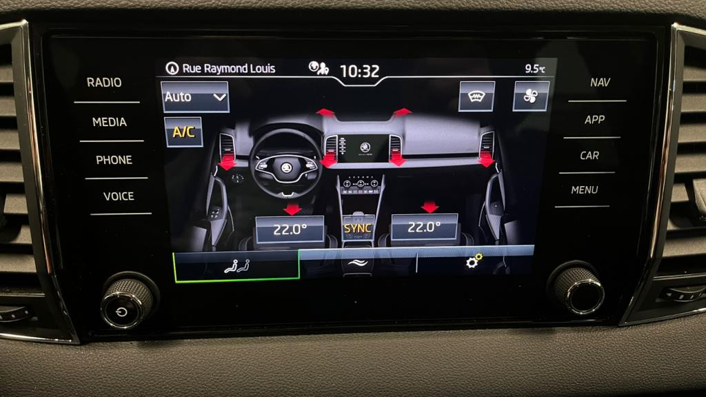 SKODA KAROQ 1.5 TSI ACT - 150  Clever