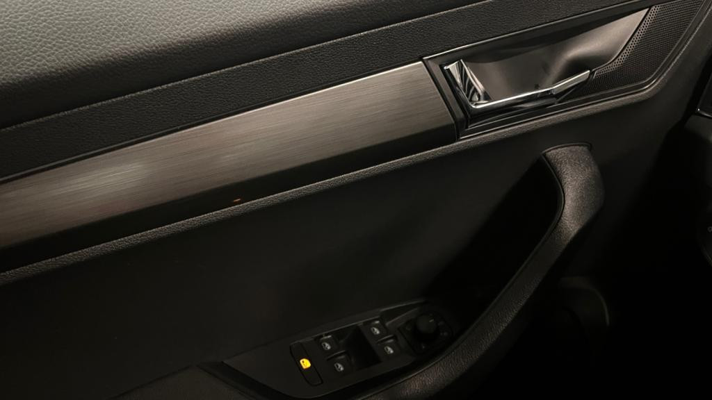 SKODA KAROQ 1.5 TSI ACT - 150  Clever