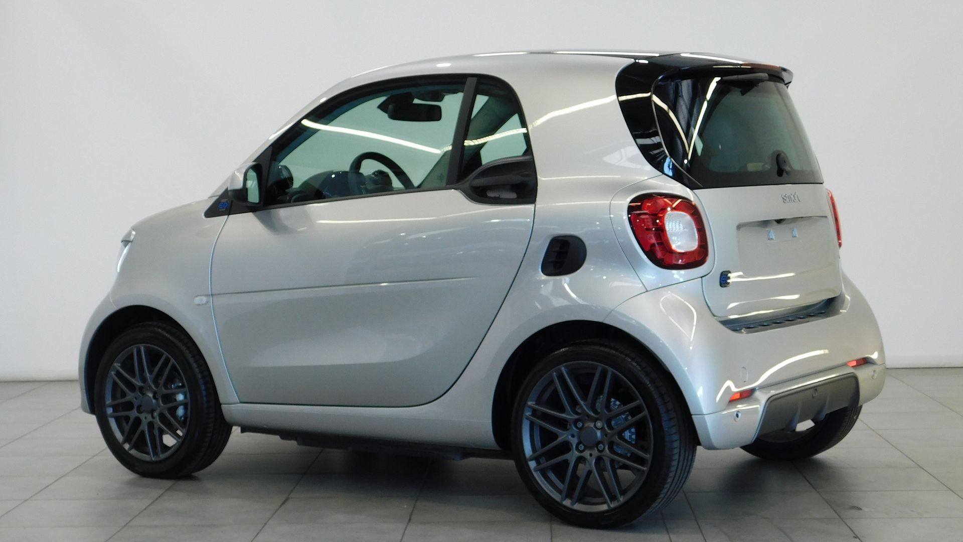 SMART FORTWO COUPE ELECTRIQUE 82CH BRABUS STYLE