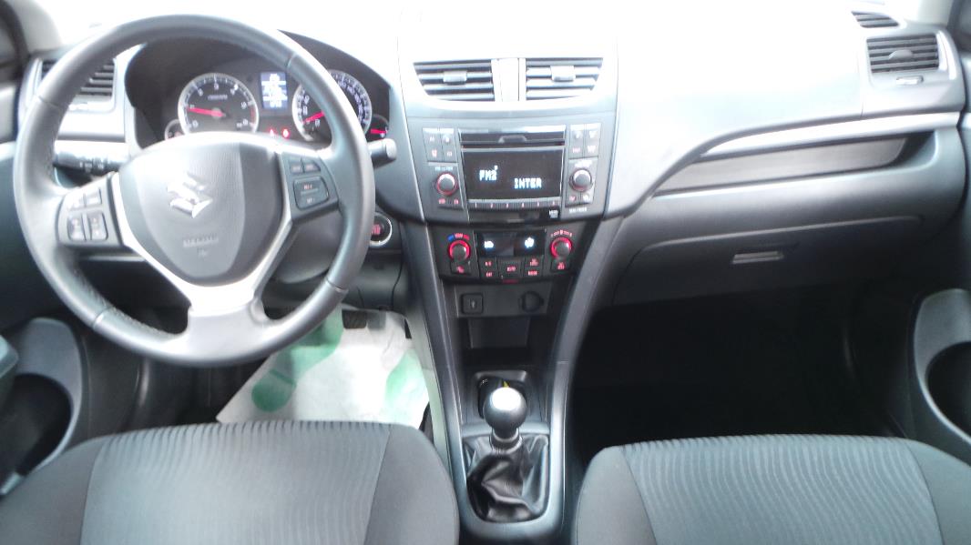 SUZUKI SWIFT 1.3 DDIS GLX 5P