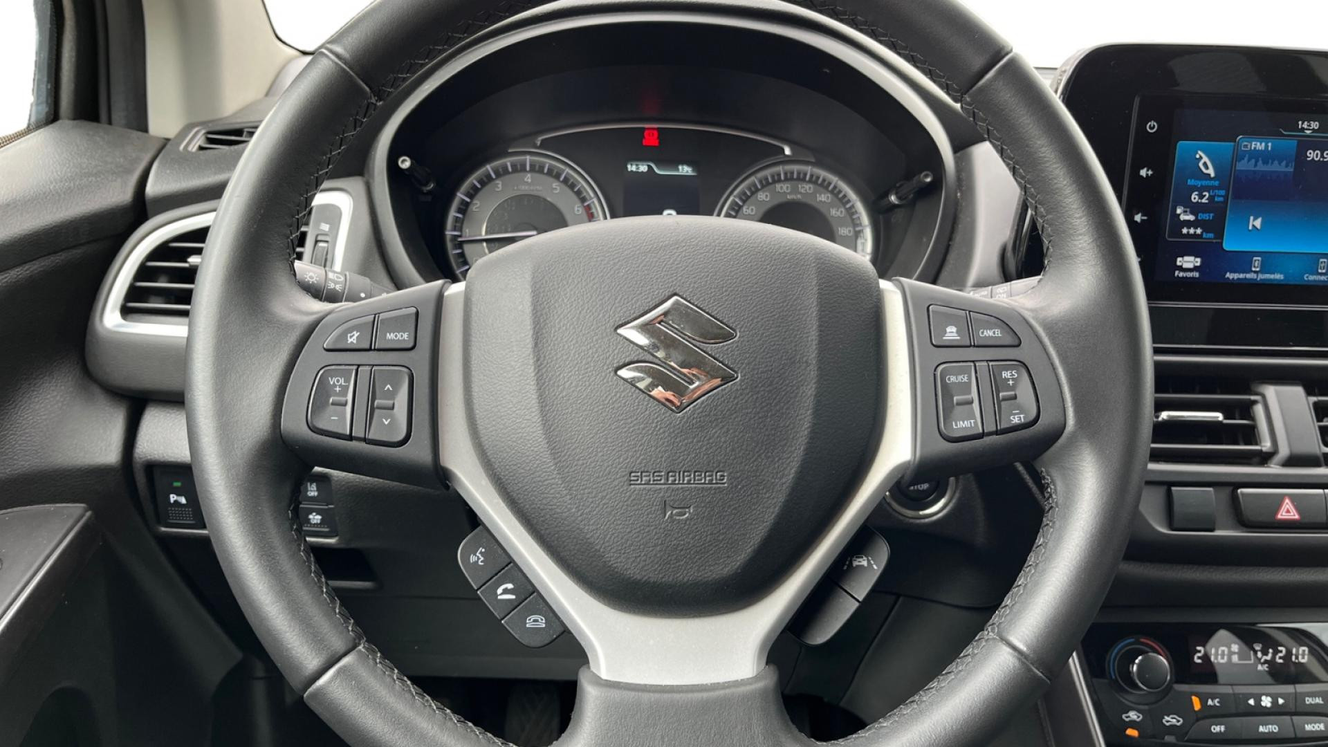 Nouvelle SUZUKI S CROSS S-Cross 1.4 Boosterjet + Hybrid SHVS Privilège PHASE 3