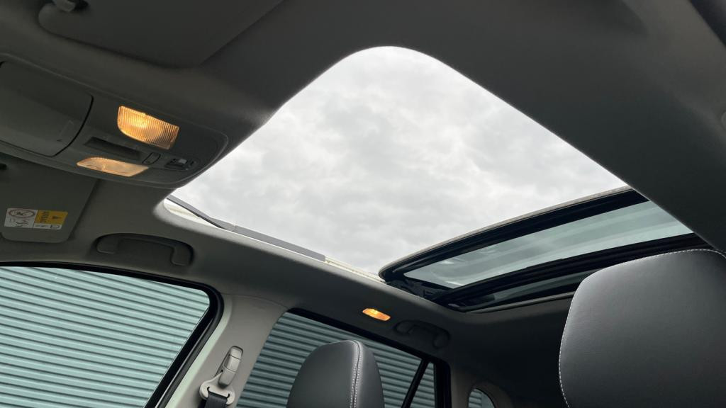 SUZUKI S CROSS  Hybrid 129 Style PHASE 3 - Toit Ouvrant - Phares à LED