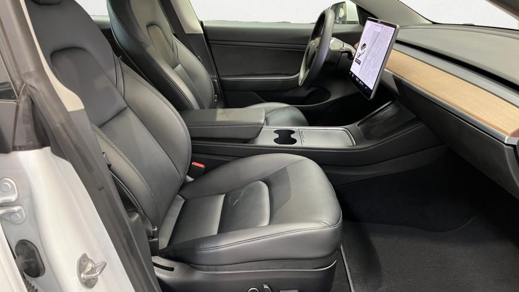 TESLA MODEL 3 RWD MY21  Standard Plus