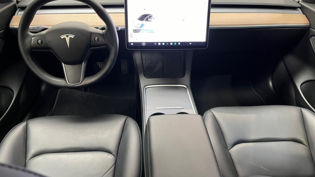TESLA MODEL 3 RWD MY21  Standard Plus