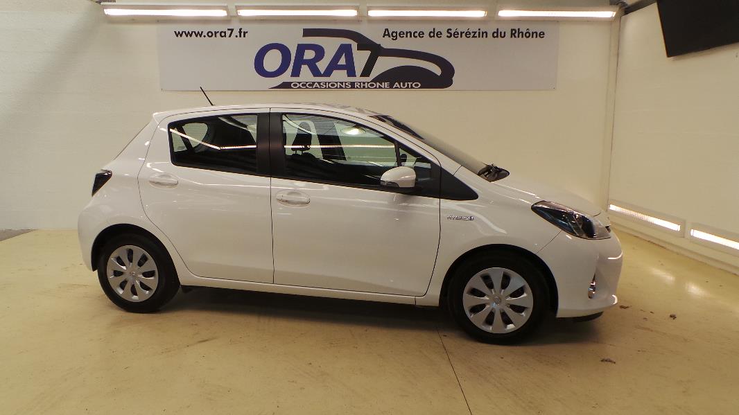 TOYOTA YARIS HSD 100H DYNAMIC 5P