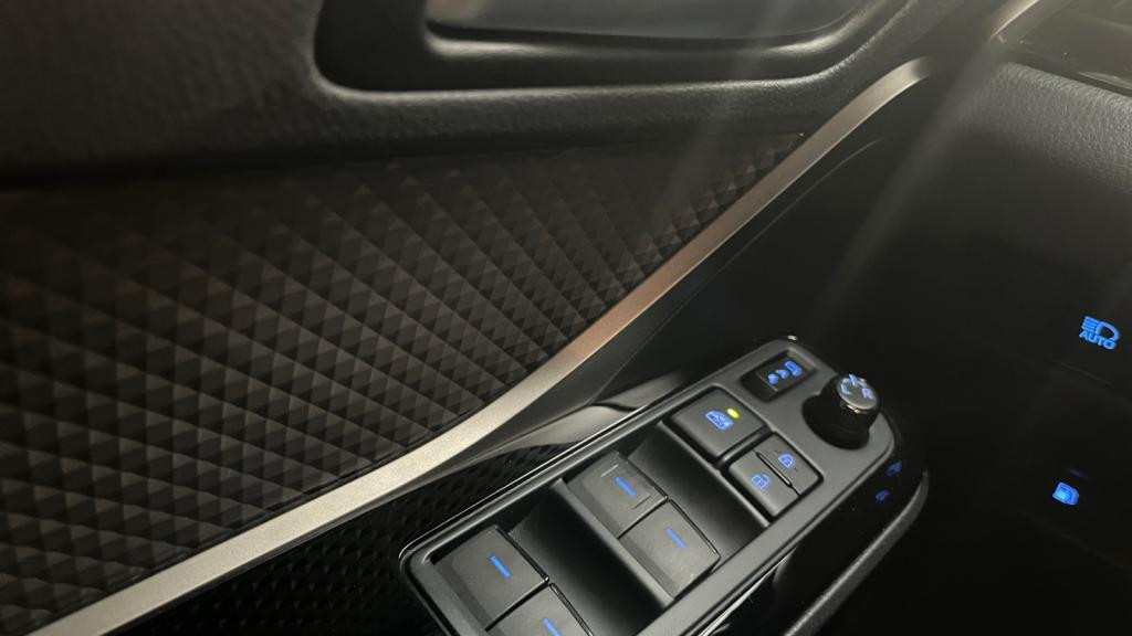 TOYOTA C-HR  Hybride 122h - e-CVT  Distinctive