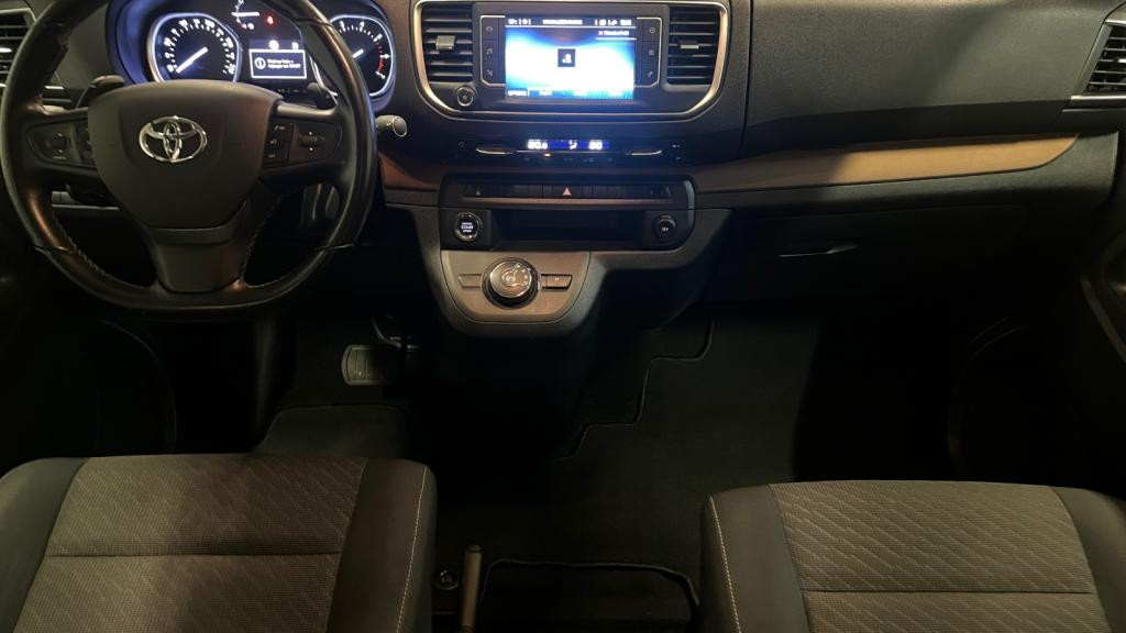 Nouvelle TOYOTA PROACE Verso 2.0 180 D-4D - BVA - 8pl (MC22)  Medium Executive Techno