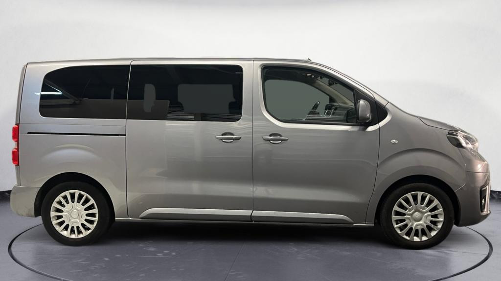 Nouvelle TOYOTA PROACE Verso 2.0 180 D-4D - BVA - 8pl (MC22)  Medium Executive Techno