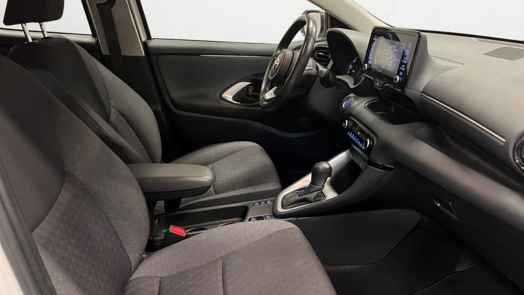 TOYOTA YARIS Hybrid 116h - e-CVT (MY22)  IV Dynamic Business 