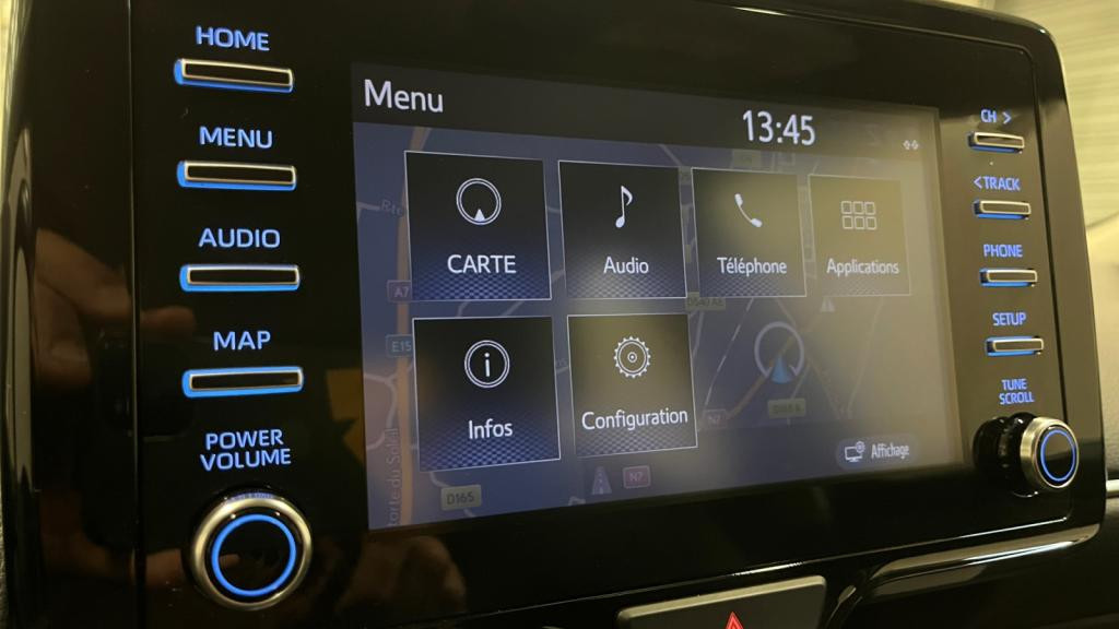 TOYOTA YARIS Hybrid 116h - e-CVT (MY22)  IV Dynamic Business 