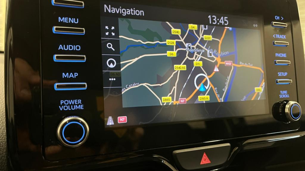 TOYOTA YARIS Hybrid 116h - e-CVT (MY22)  IV Dynamic Business 