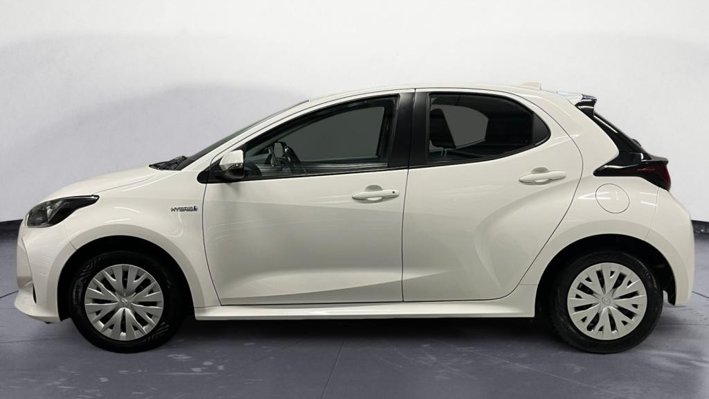 TOYOTA YARIS Hybrid 116h - e-CVT (MY22)  IV Dynamic Business 