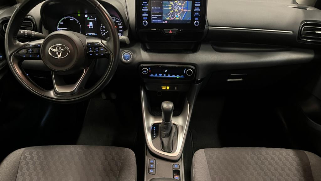 TOYOTA YARIS Hybrid 116h - e-CVT (MY22)  IV Dynamic Business 