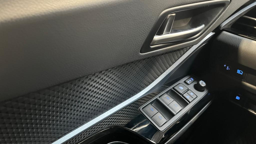 TOYOTA C-HR  Hybride 122h - e-CVT Edition