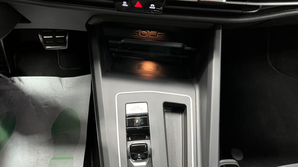 VOLKSWAGEN GOLF 2.0 TSI - 245 - DSG 7  VIII BERLINE GTI