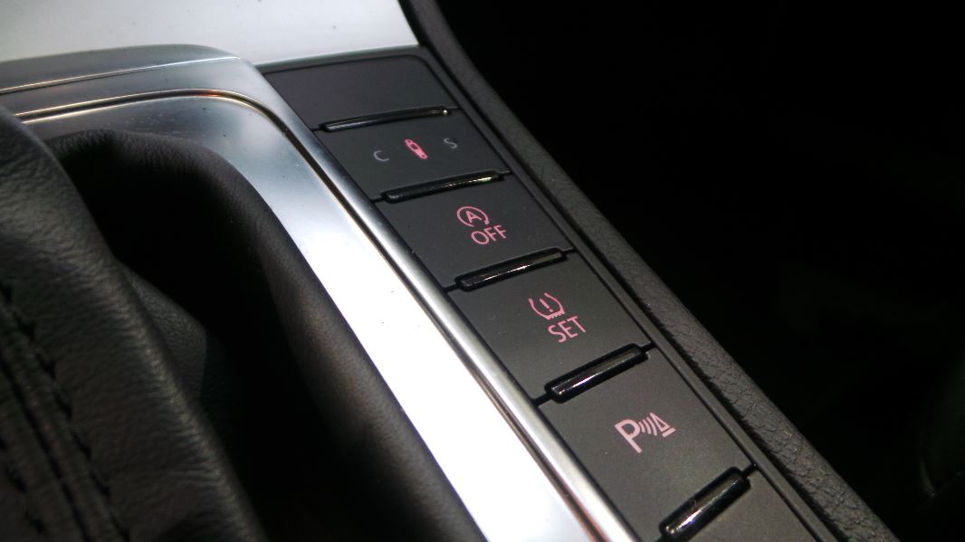 VOLKSWAGEN PASSAT CC 2.0 TDI170 BLUEMOTION CARAT DSG 5PL