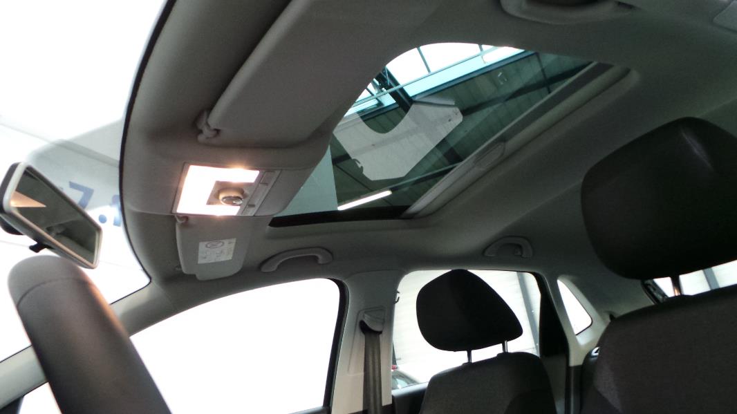 VOLKSWAGEN POLO 1.2 TSI 90CH CONFORTLINE 5P