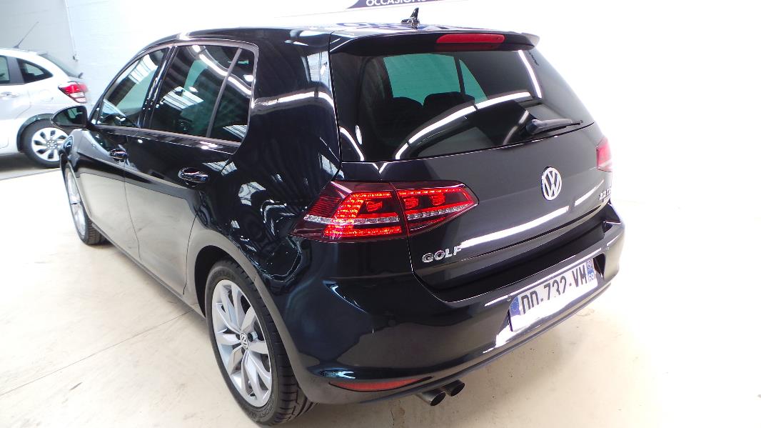 VOLKSWAGEN GOLF 7 2.0 TDI 150 FAP BLUEMOTION TECHNOLOGY CARAT DSG 5P