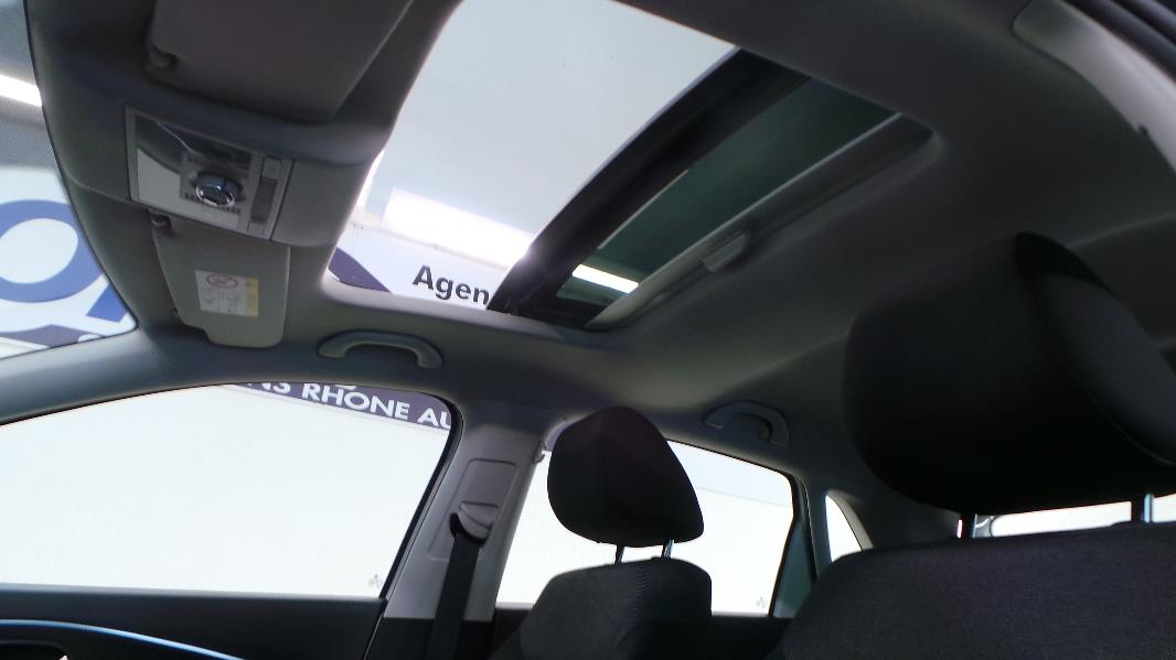 VOLKSWAGEN POLO 1.2 TSI 90CH CONFORTLINE 5P