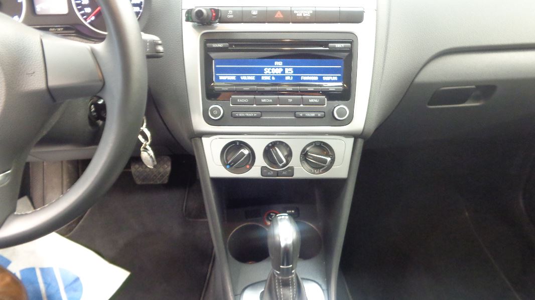 VOLKSWAGEN POLO 1.6 TDI90 FAP LIFE DSG 5P