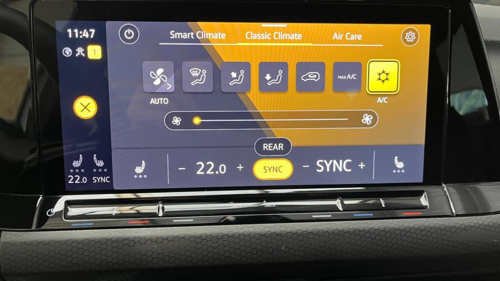 VOLKSWAGEN GOLF 2.0 TSI - 245 - DSG 7  VIII BERLINE GTI