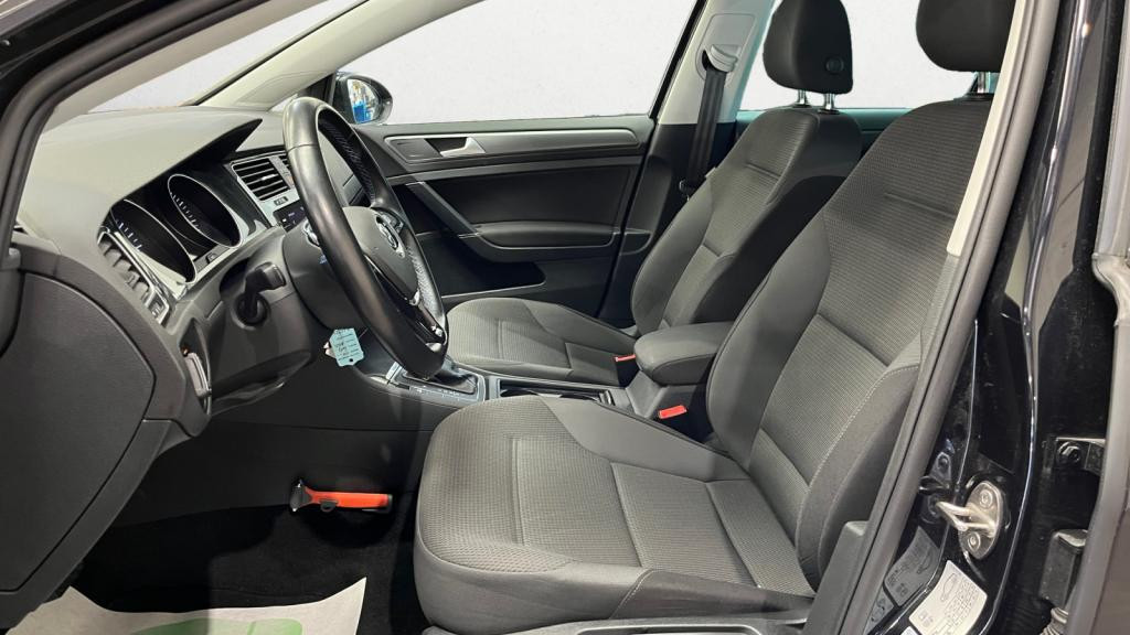 VOLKSWAGEN GOLF e- VII BERLINE PHASE 2