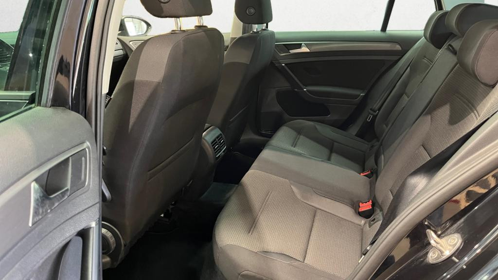 VOLKSWAGEN GOLF e- VII BERLINE PHASE 2